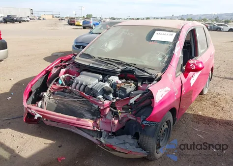 2008 Honda Fit z USA, uszkodzony, nr VIN JHMGD38458S030167